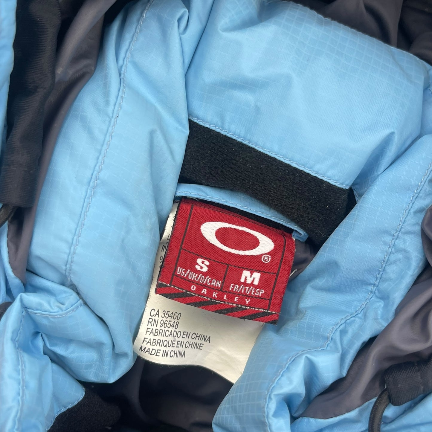 2000's Oakley Baby Blue Puffer Jacket (M)
