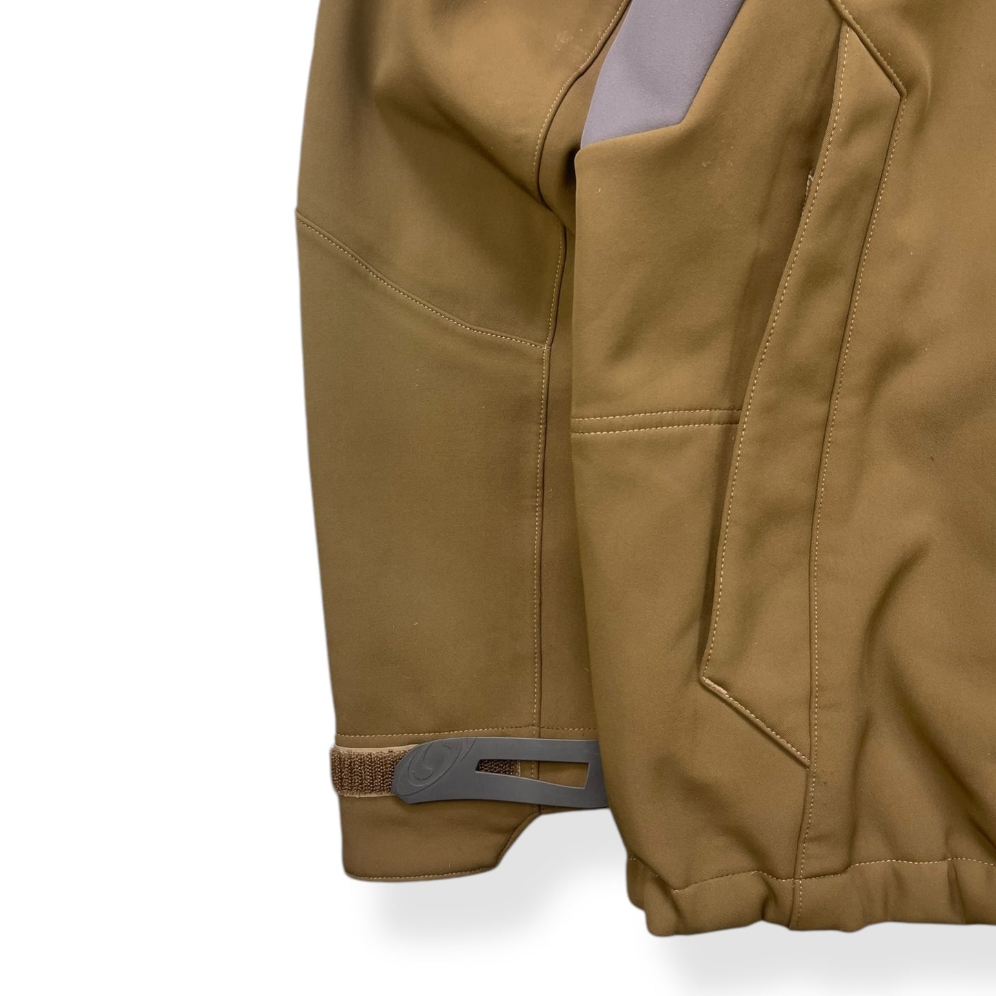2000's Salomon Softshell Hooded Jacket (L)