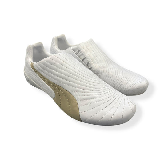 2000's Puma Sokuto White/Gold (UK8)