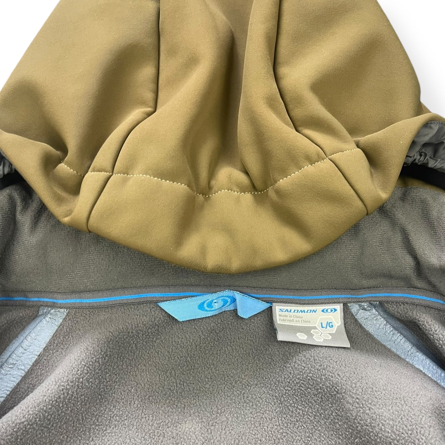 2000's Salomon Softshell Hooded Jacket (L)