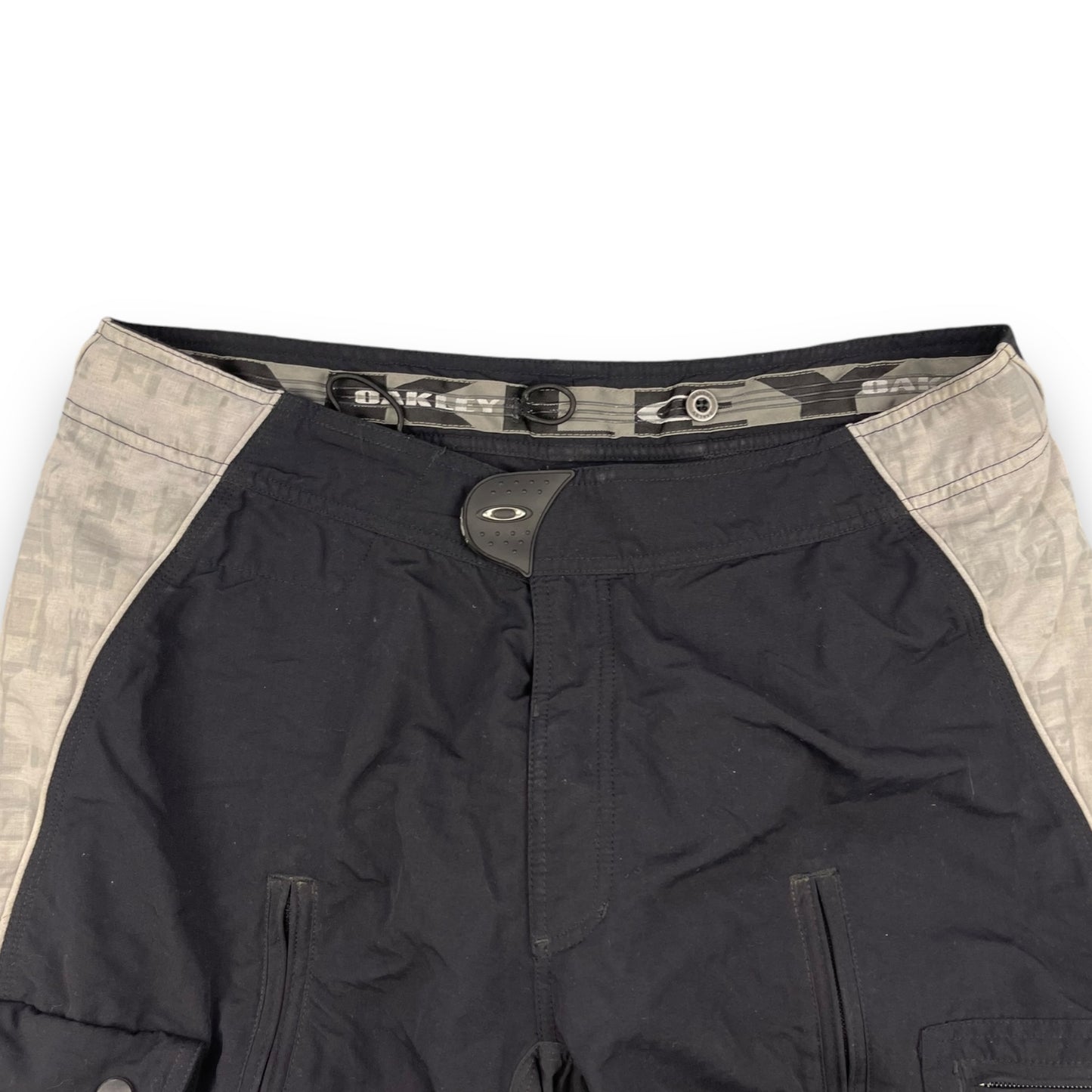 2006 Oakley MTB Shorts (XL)