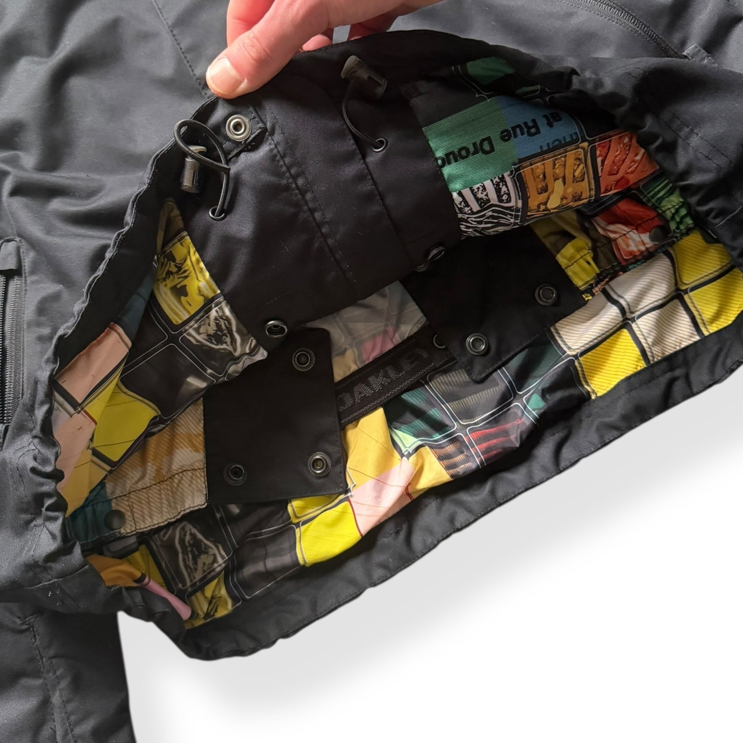 2011 Oakley Ventilated Ski Jacket (L)