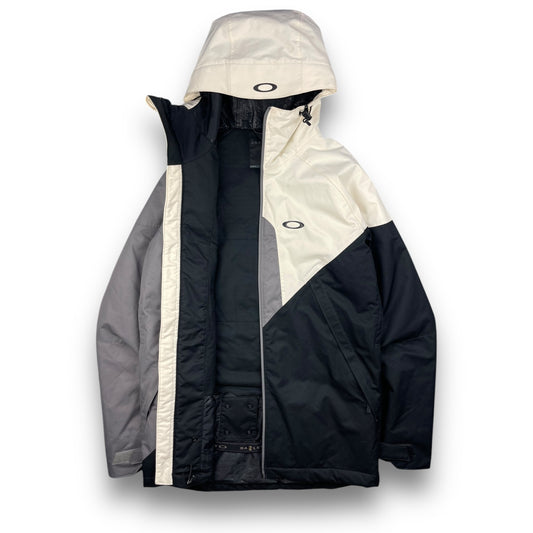 Oakley Pannelled Technical Jacket (M)