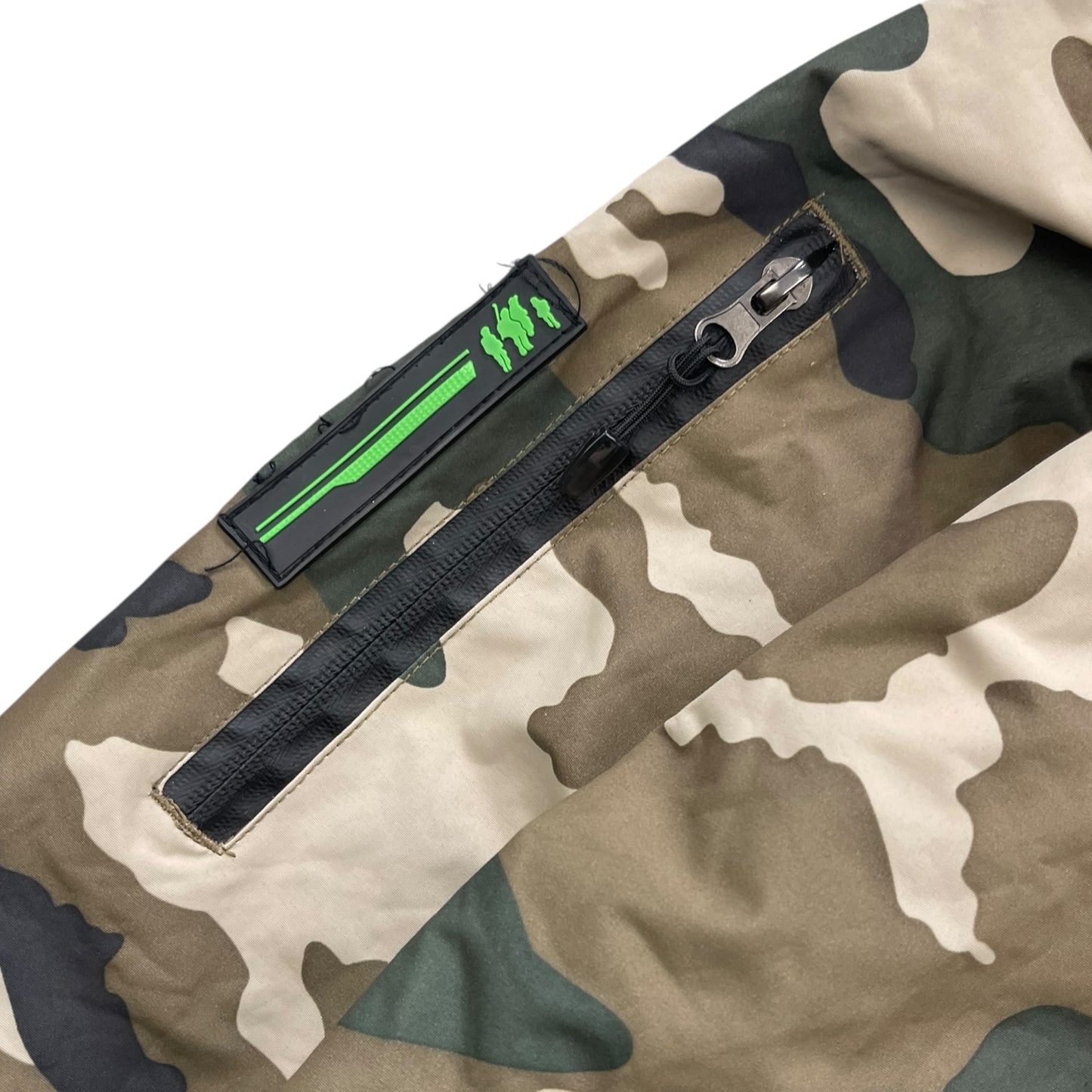 2000's Location Camo Goggle Jacket (XL)