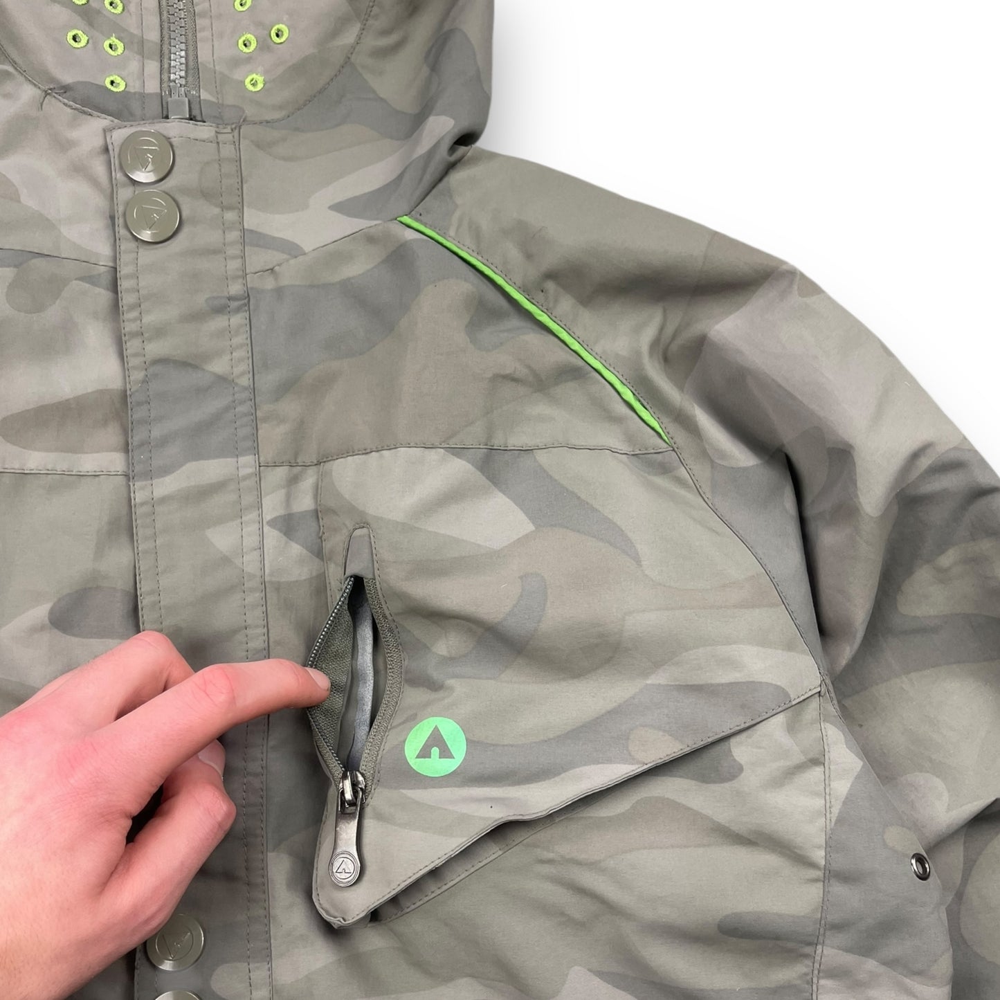 2000's Airwalk Camo Goggle Jacket (S/M)