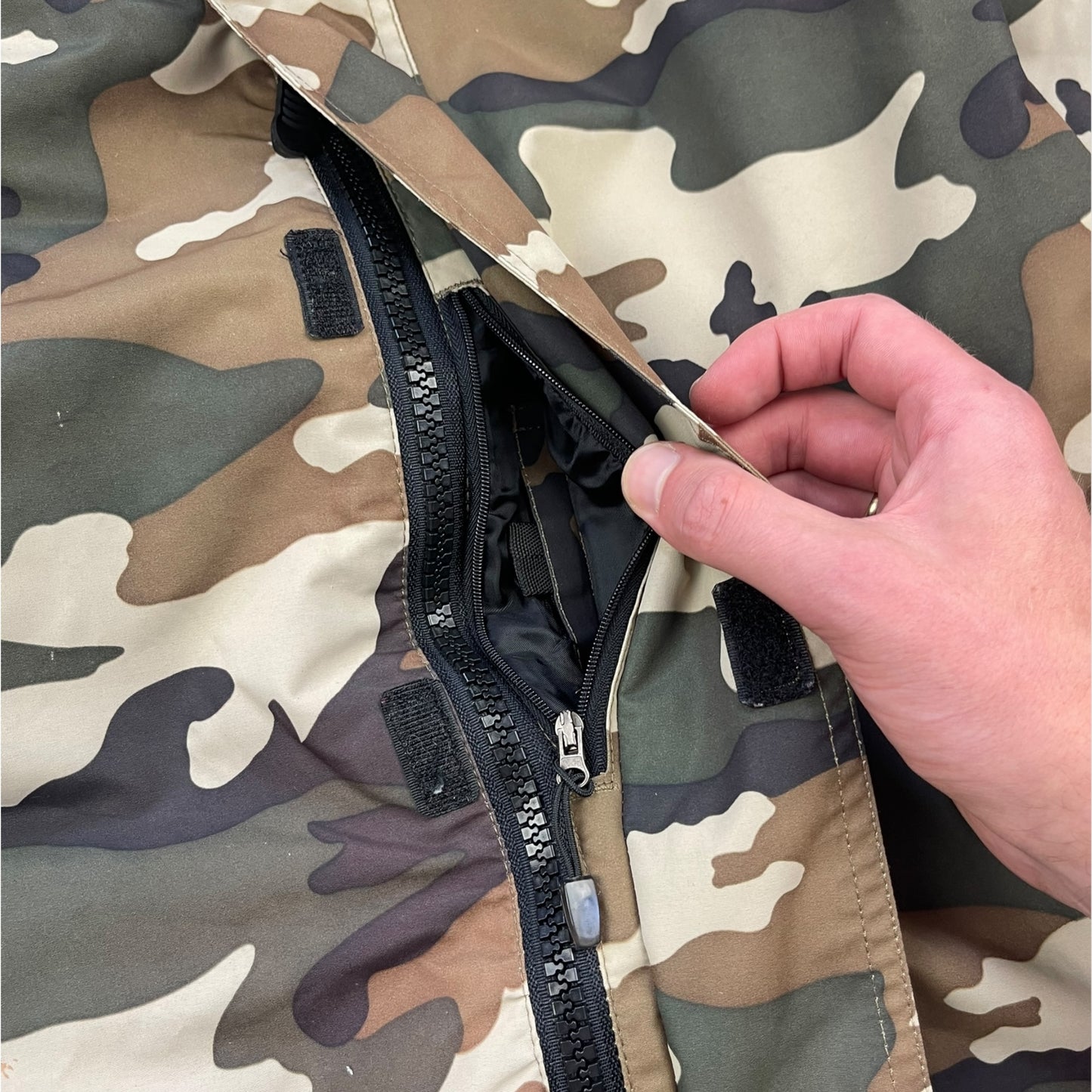 2000's Location Camo Goggle Jacket (S)