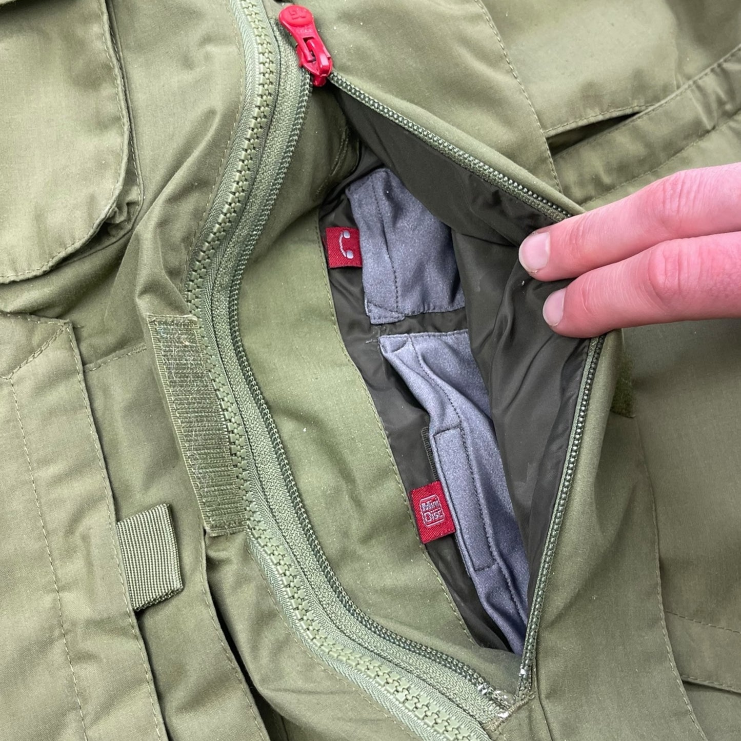 2000's Burton Analog Hidden Pocket Kevlar Jacket (L)