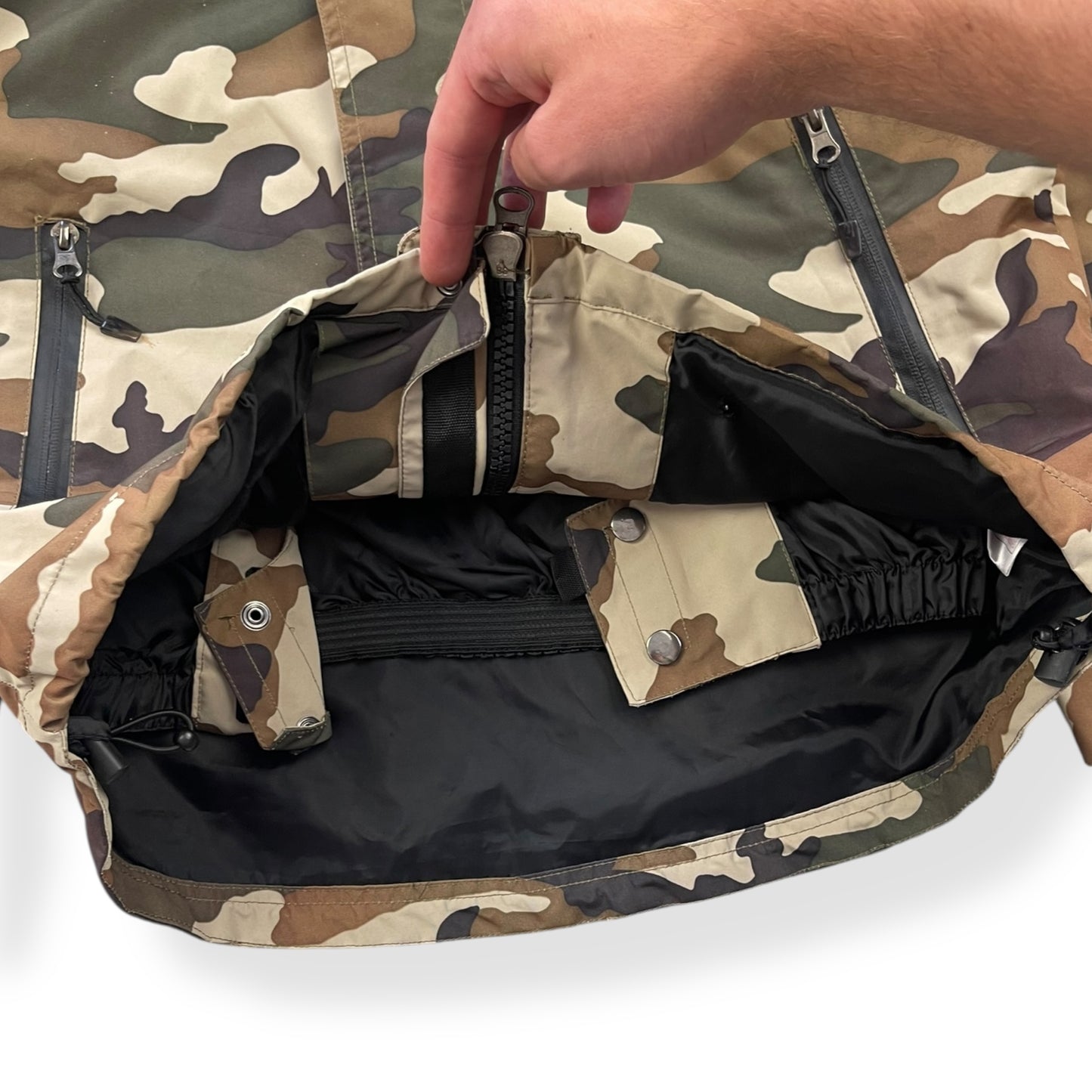 2000's Location Camo Goggle Jacket (S)