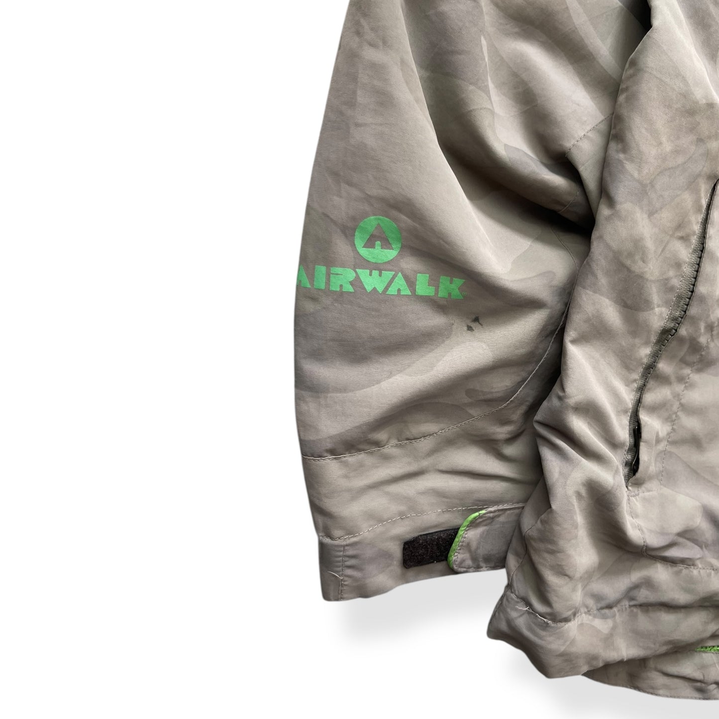 2000's Airwalk Camo Goggle Jacket (XL)