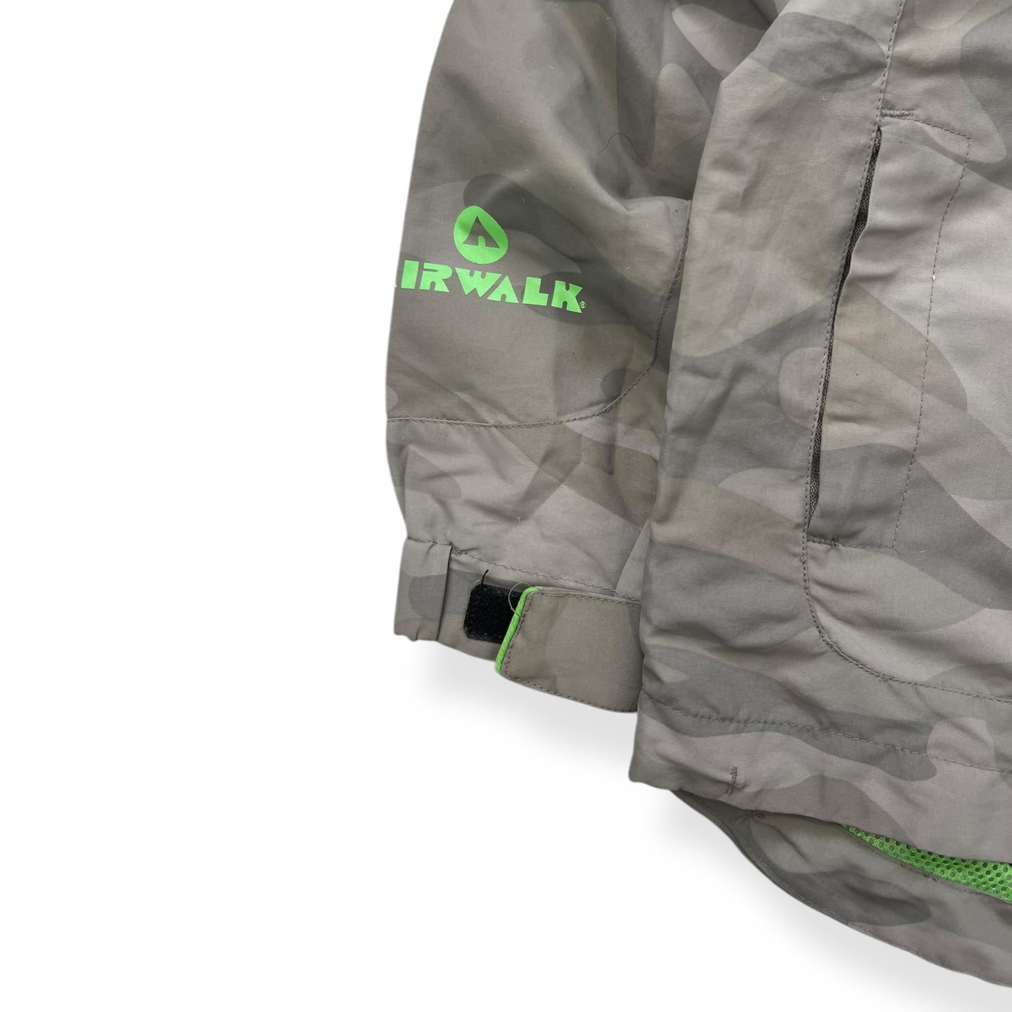 2000's Airwalk Camo Goggle Jacket (XS)