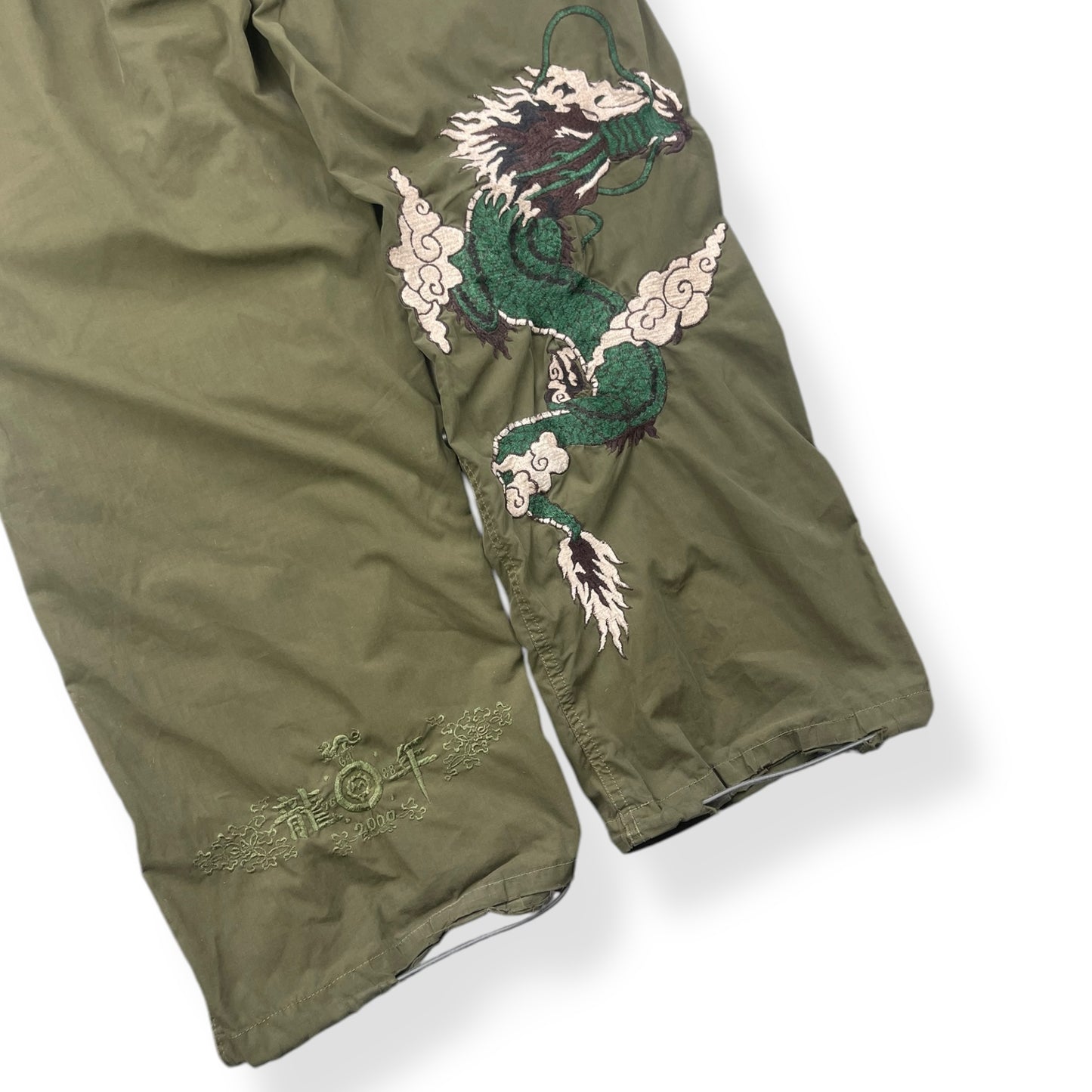 1999 Maharishi Embroidered Dragon Snopants (L)