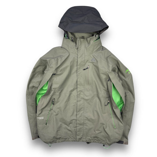 Nike ACG Gore-Tex Ventilated Jacket (L)