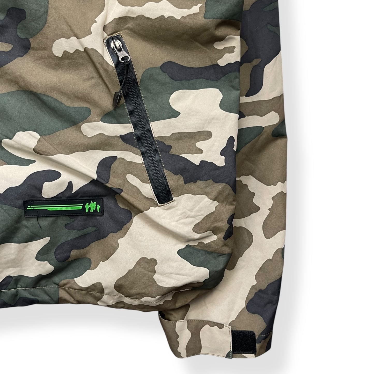 2000's Location Camo Goggle Jacket (XL)