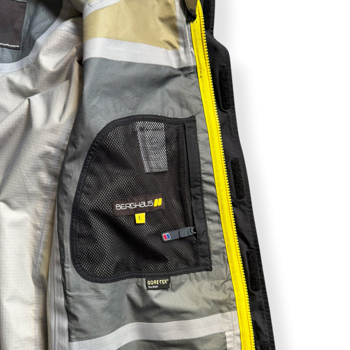 2009 Berghaus x Griffin GoreTex Pro Shell Jacket (L)