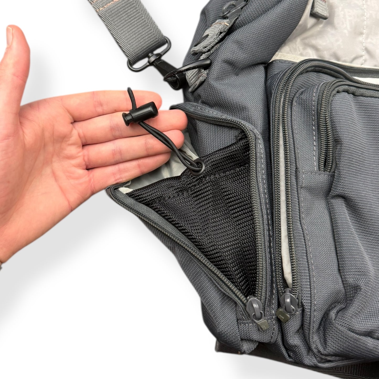 2000's Burton Analog Softshell Messenger Bag