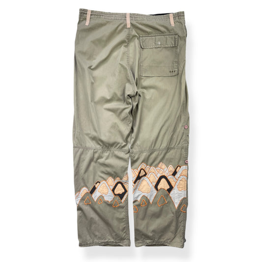 2002 Maharishi Embroidered Mountain Snopants (L)