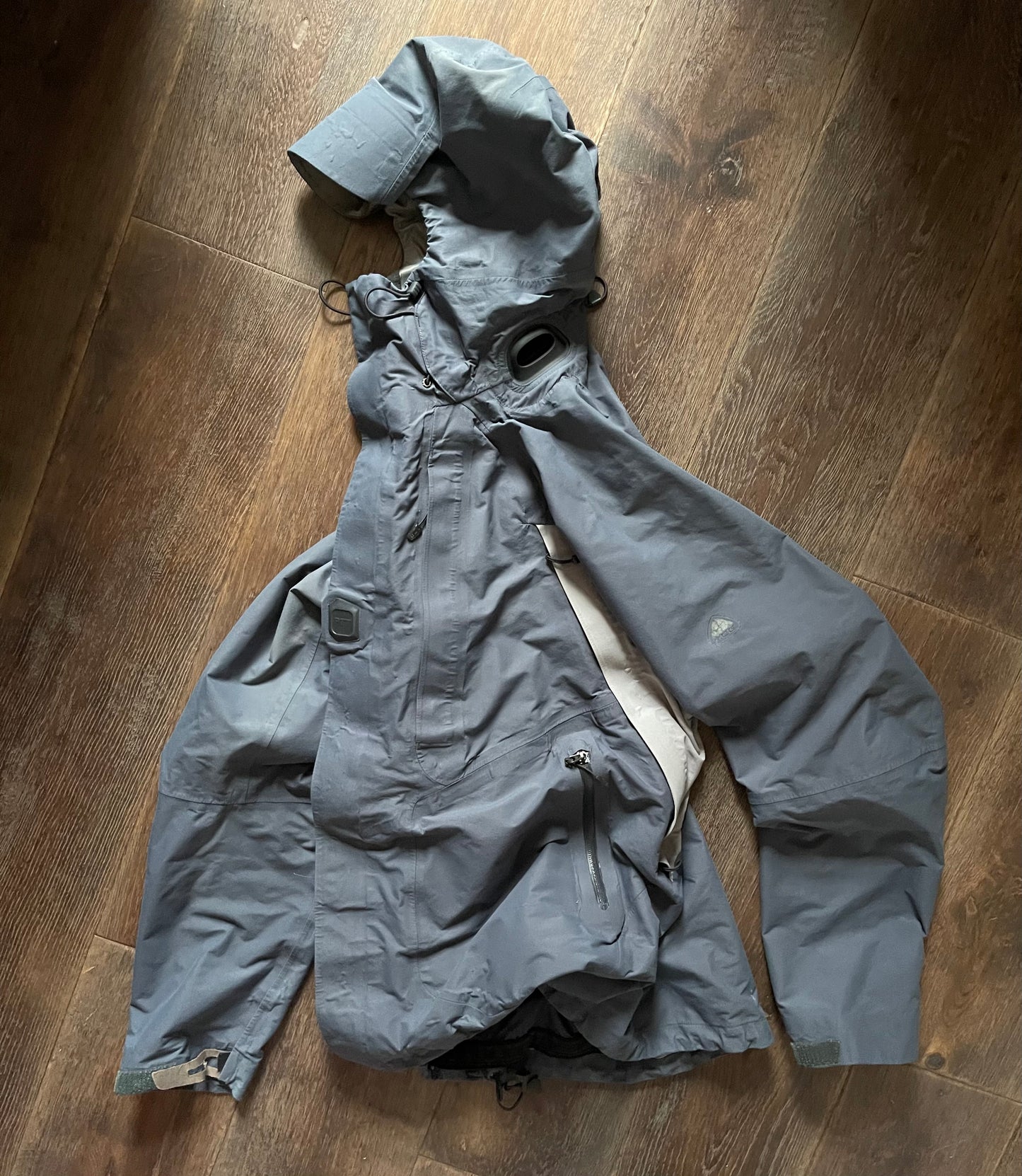 2005 Nike ACG GoreTex XCR Communication Jacket (XL)