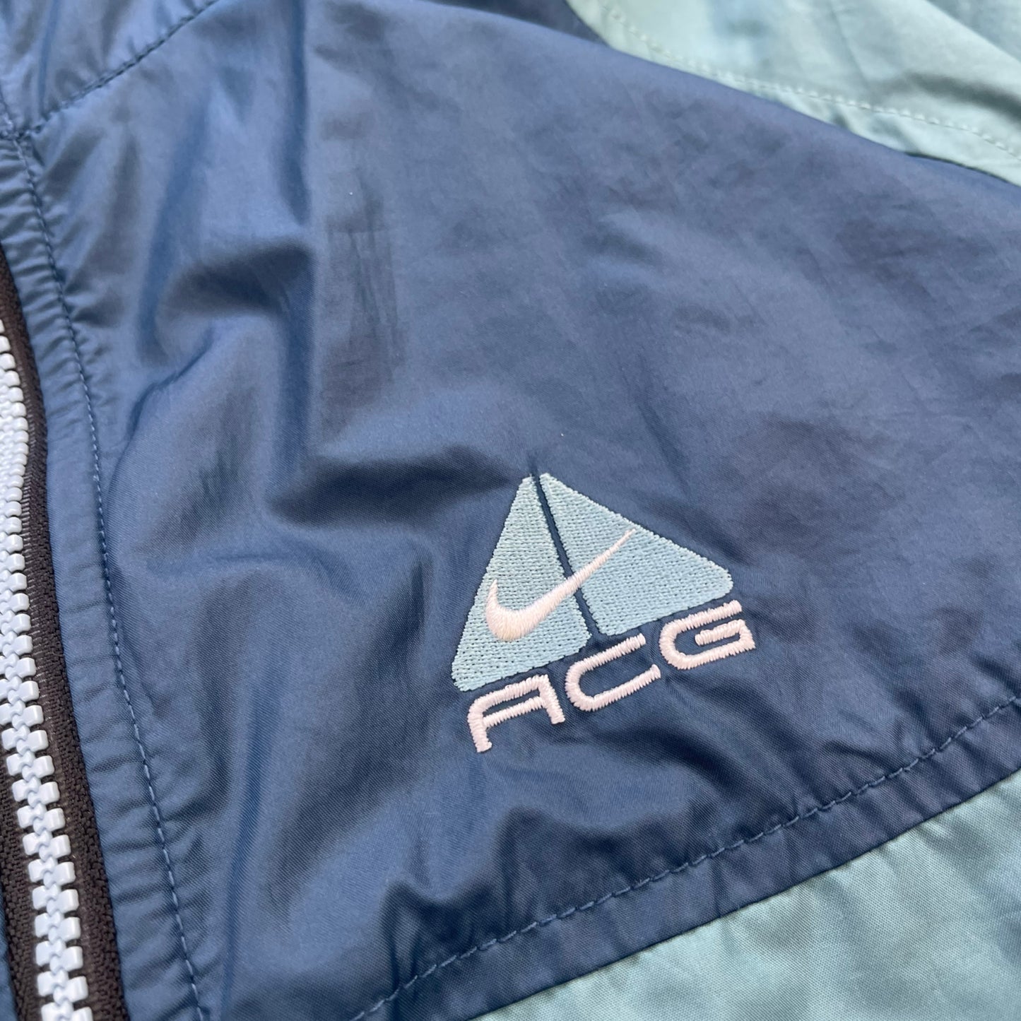 Nike ACG Blue/Teal Lightweight Jacket (L)