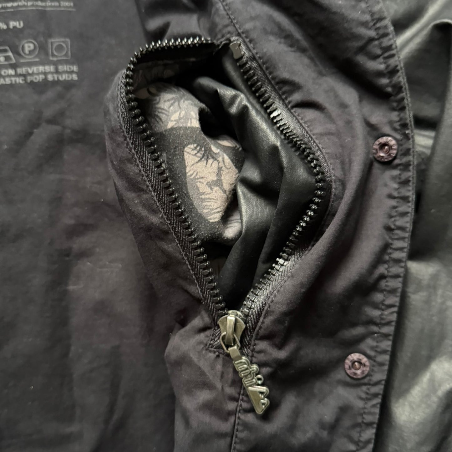 2004 Maharishi MHI Waxy Bomber Jacket (L)