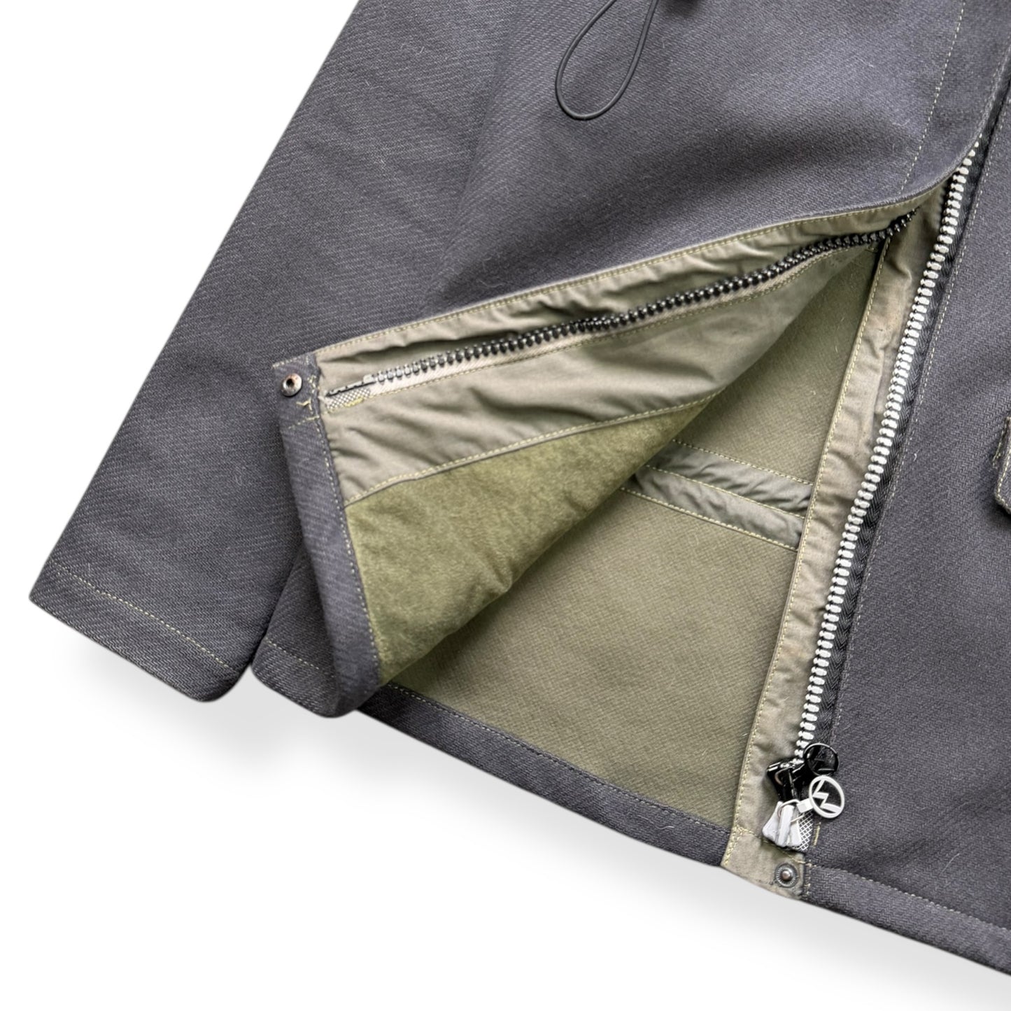 AW99/00 Maharishi Shower Repellent Asymmetric Jacket (S)