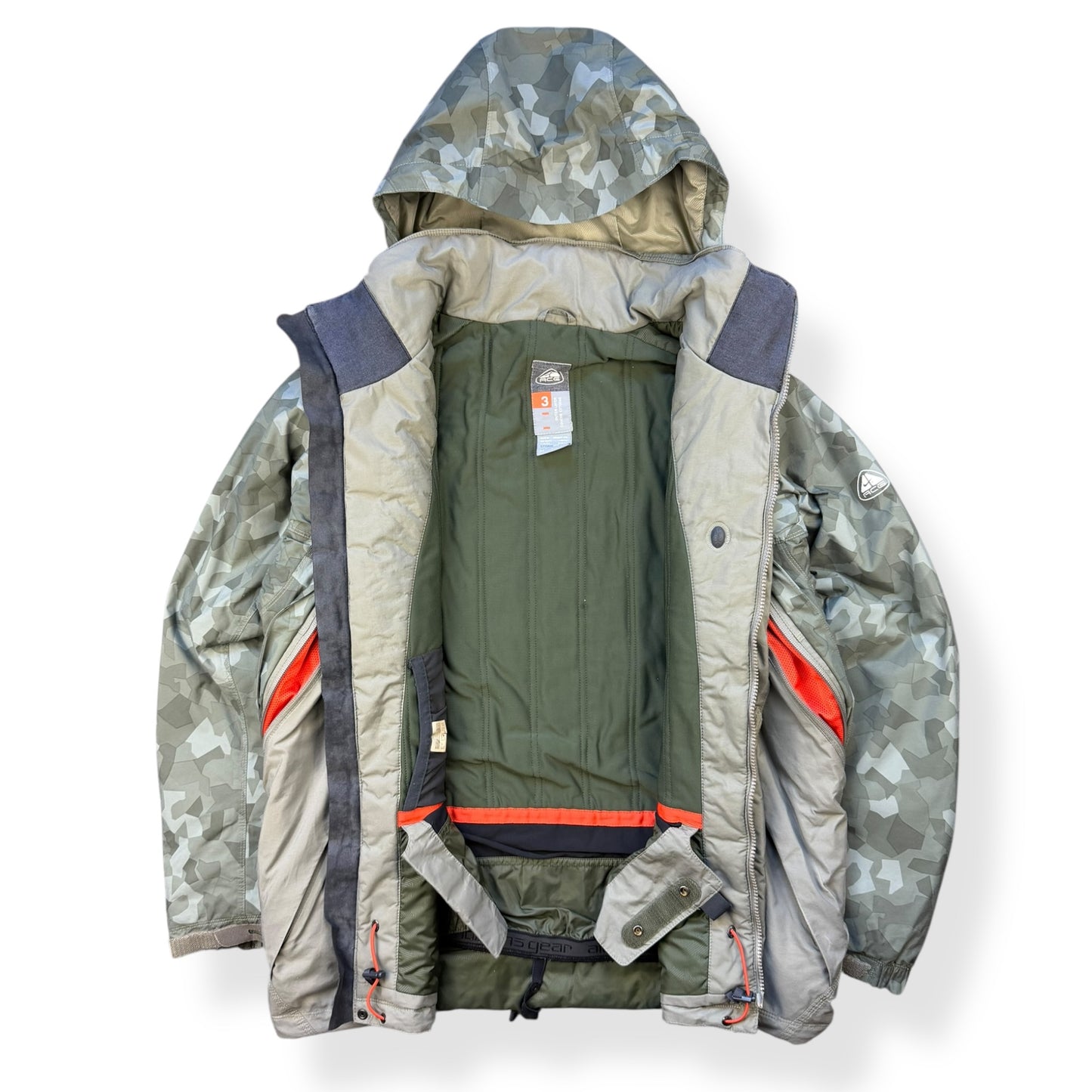 2000's Nike ACG Camo Ski Jacket (M)