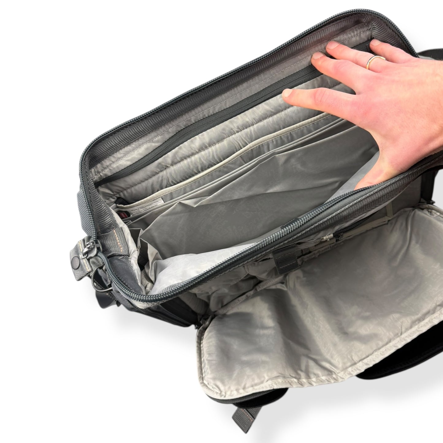 2000's Burton Analog Softshell Messenger Bag