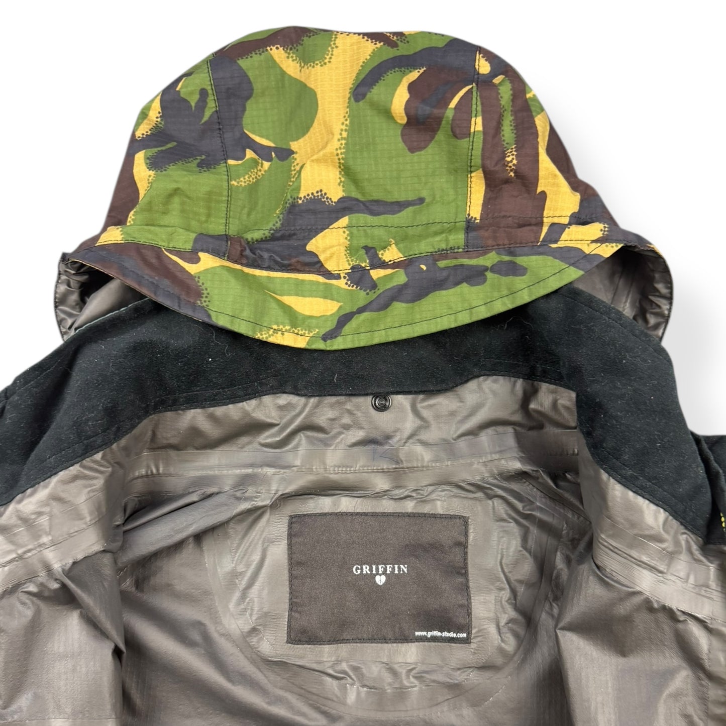 2008 Berghaus x Griffin Gore-Tex Paclite 'Gejed' Jacket (S/M)