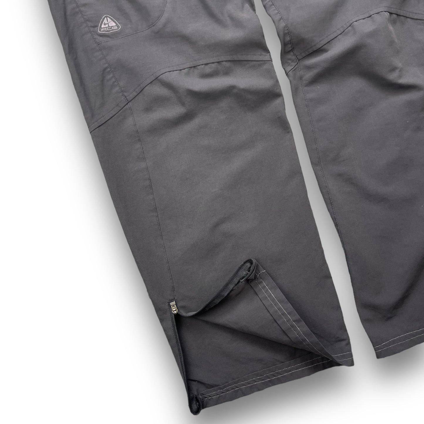 Nike ACG Technical Cargo Trousers (M)