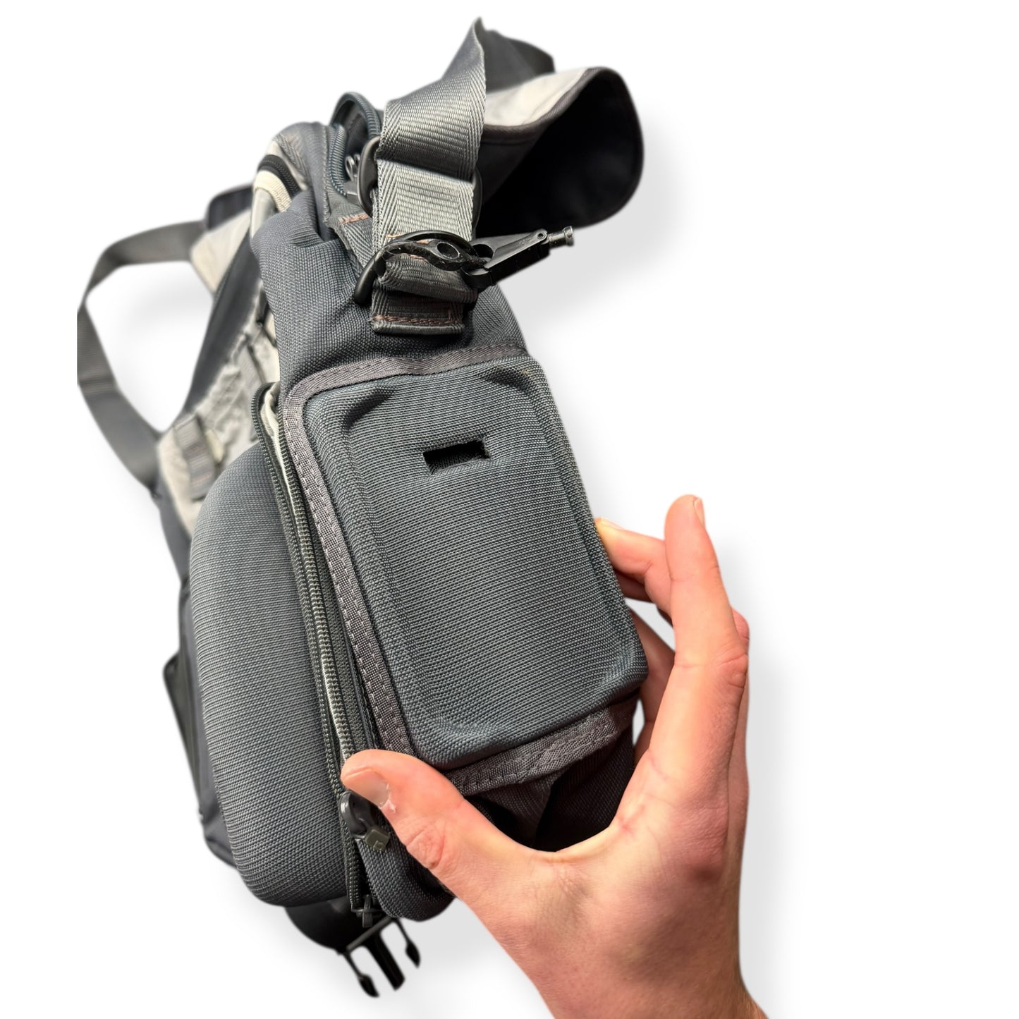 2000's Burton Analog Softshell Messenger Bag