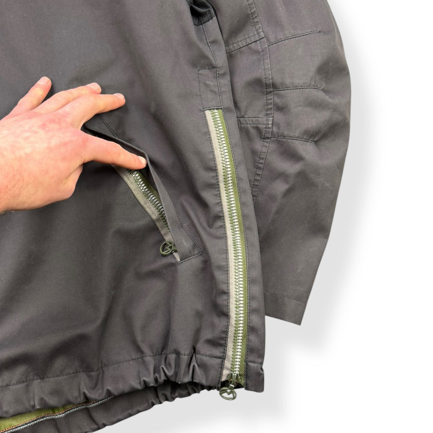 2000's Maharishi Asymmetric Shower Repellent Jacket (L)