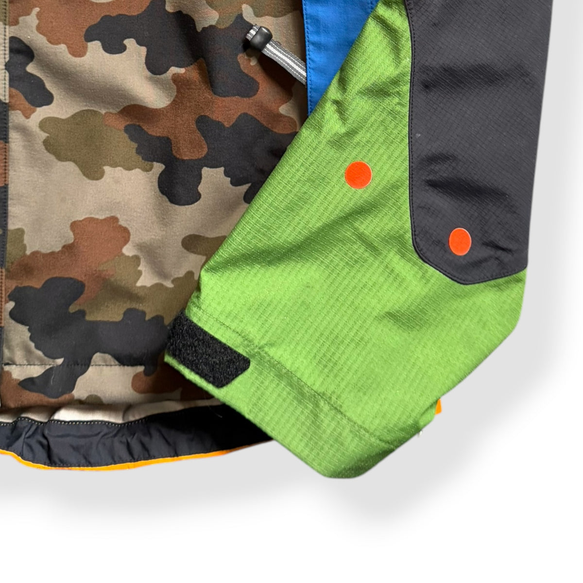 2009 Berghaus x Griffin GoreTex Pro Shell Jacket (L)
