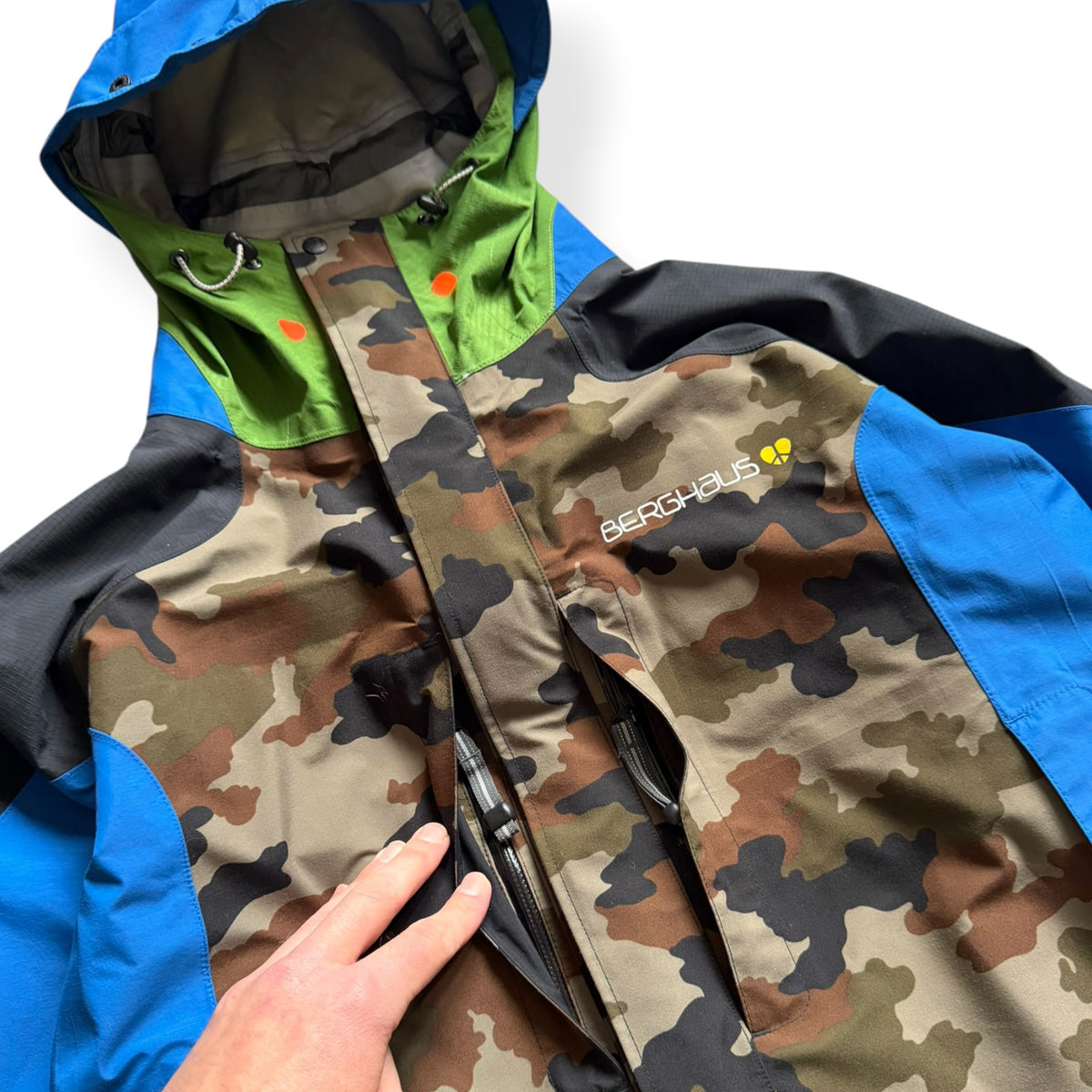 2009 Berghaus x Griffin GoreTex Pro Shell Jacket (L)
