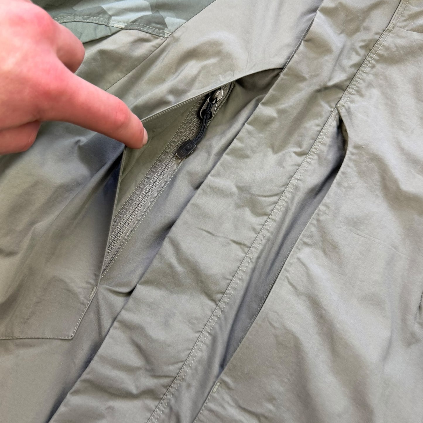2000's Nike ACG Camo Ski Jacket (M)