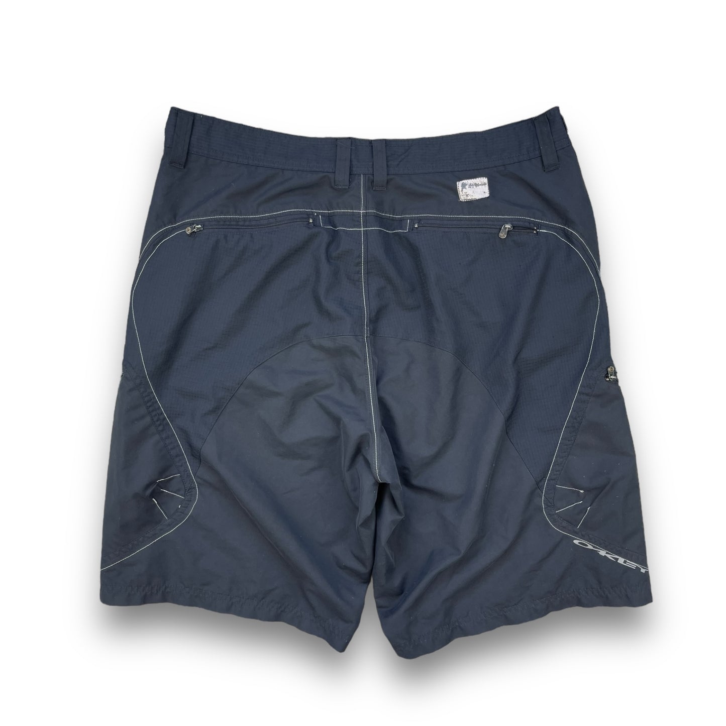 2000's Oakley Contrast Stitch Shorts (36)