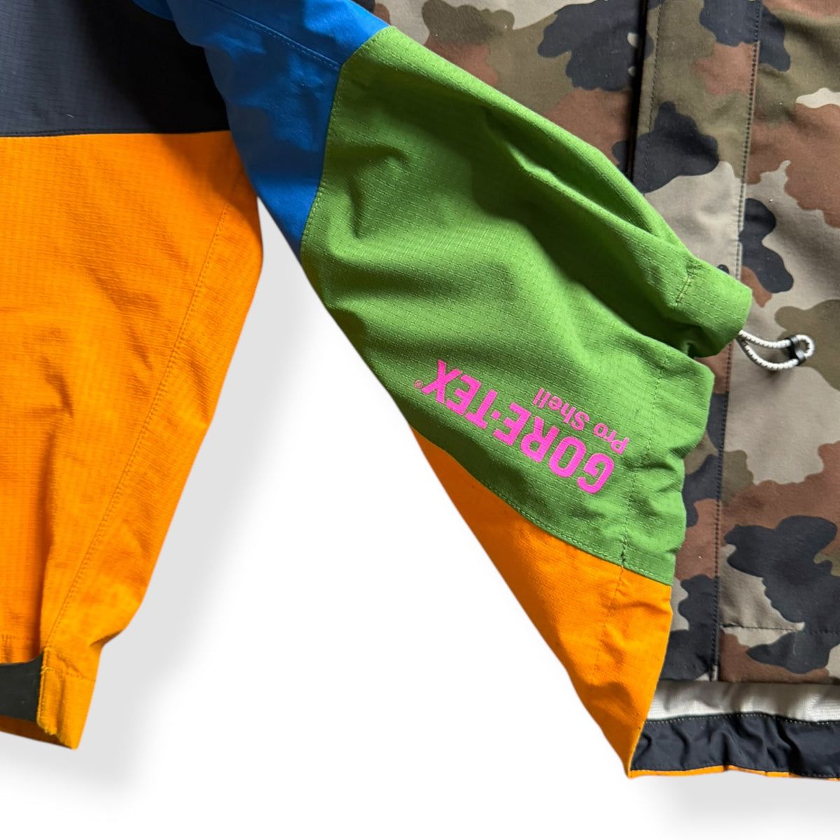 2009 Berghaus x Griffin GoreTex Pro Shell Jacket (L)