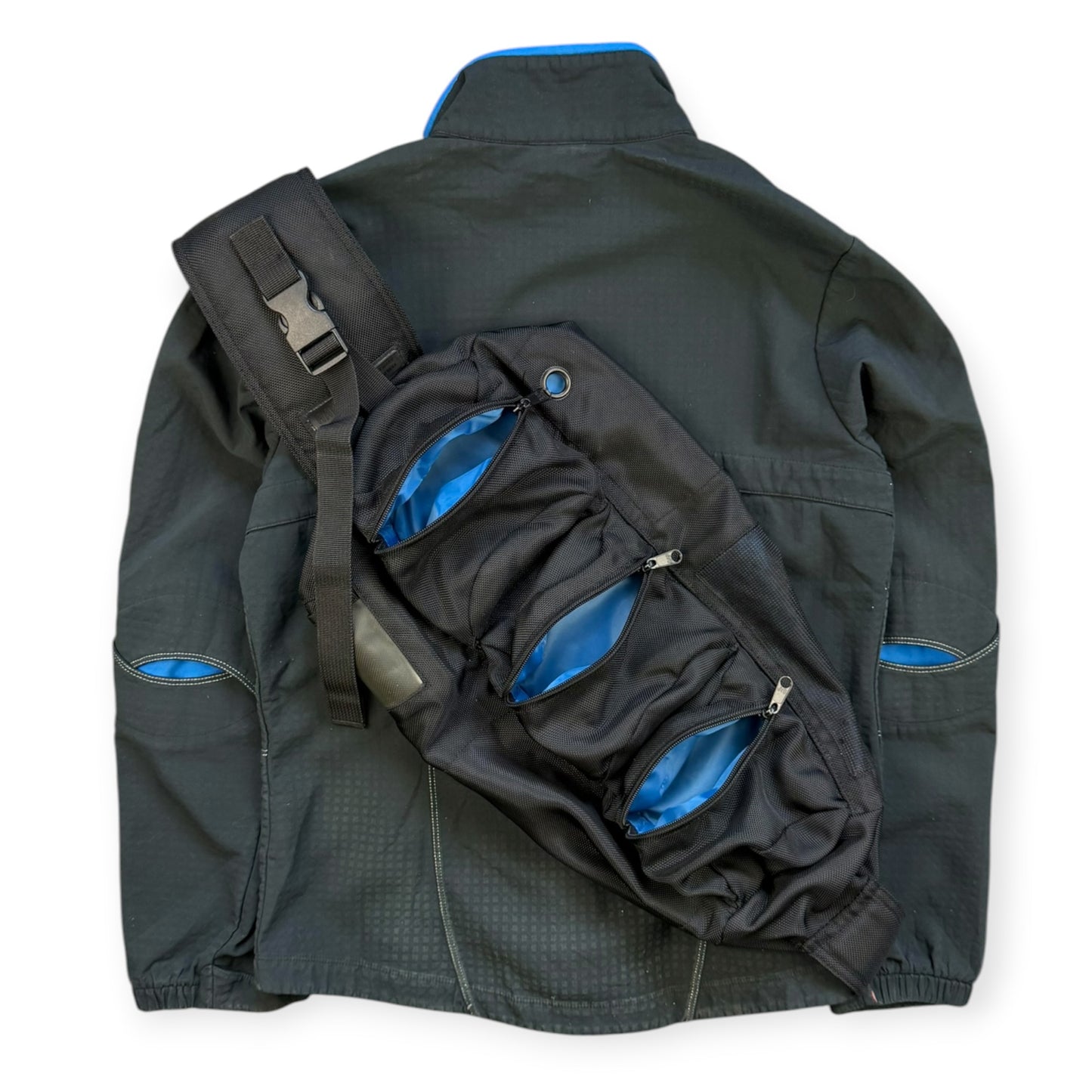 2005 GAP Cargo Pocket Sling Bag