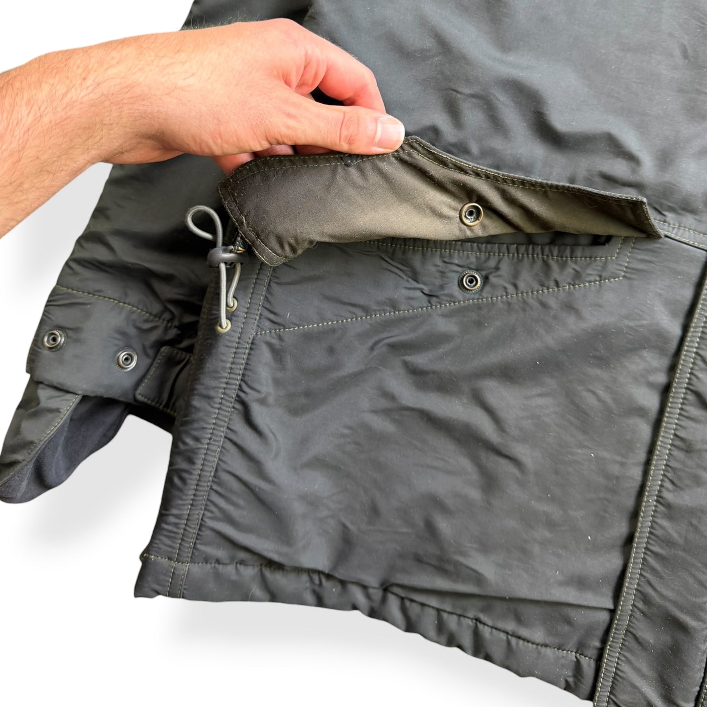 AW99/00 Maharishi Shower Repellent Waxed Jacket (L)
