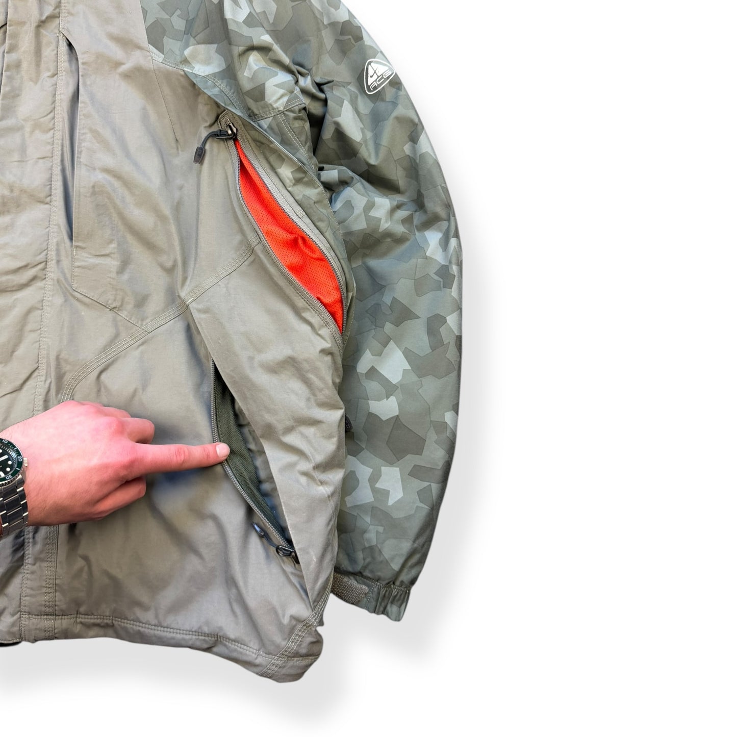 2000's Nike ACG Camo Ski Jacket (M)