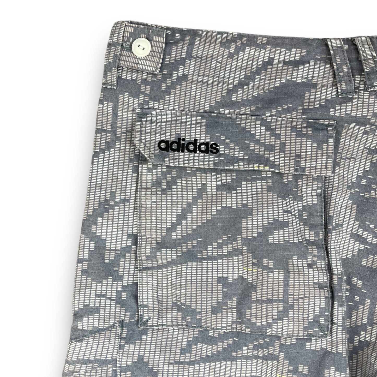 2005 Adidas Pixelated Cargo Trousers (32)