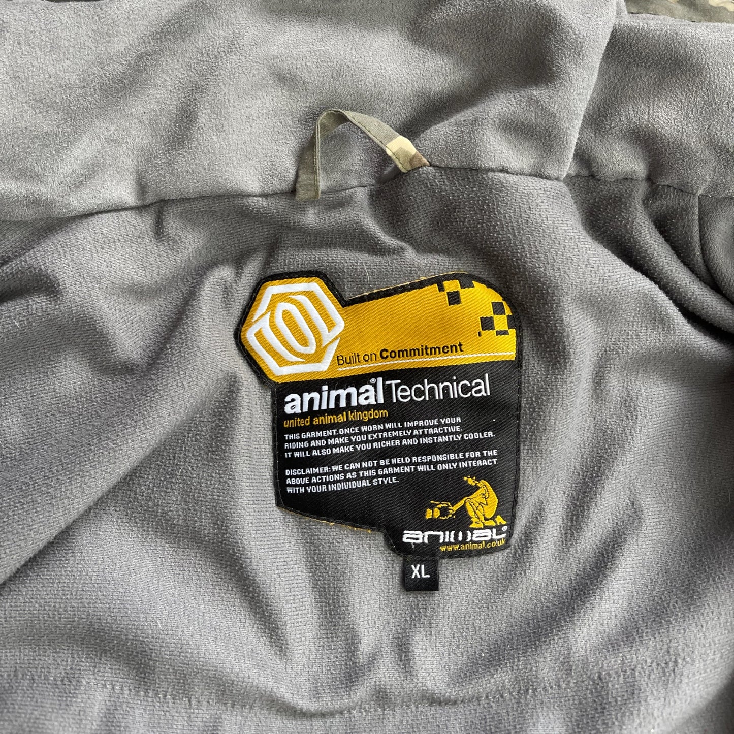 2007 Animal Technical Multipocket Camo Jacket (XL)