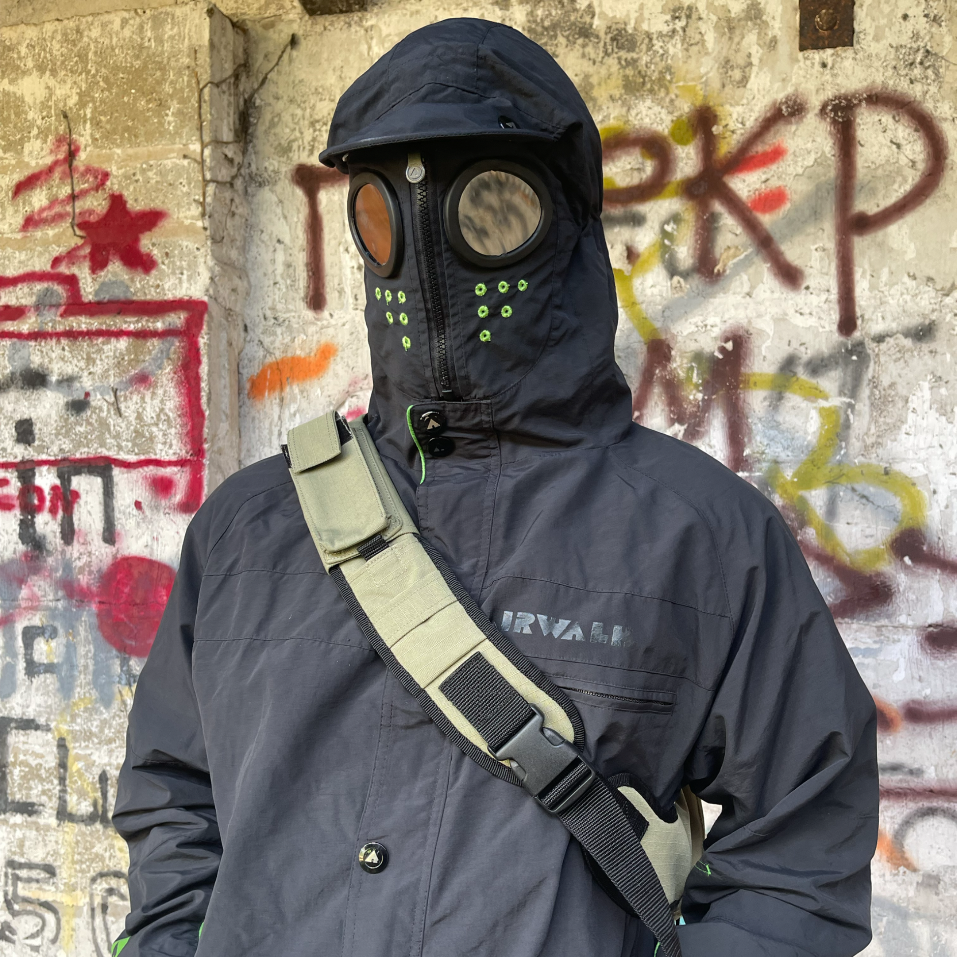 location goggle jacket Airwalk Goggle Jacket (L) – Slipstreamvtg